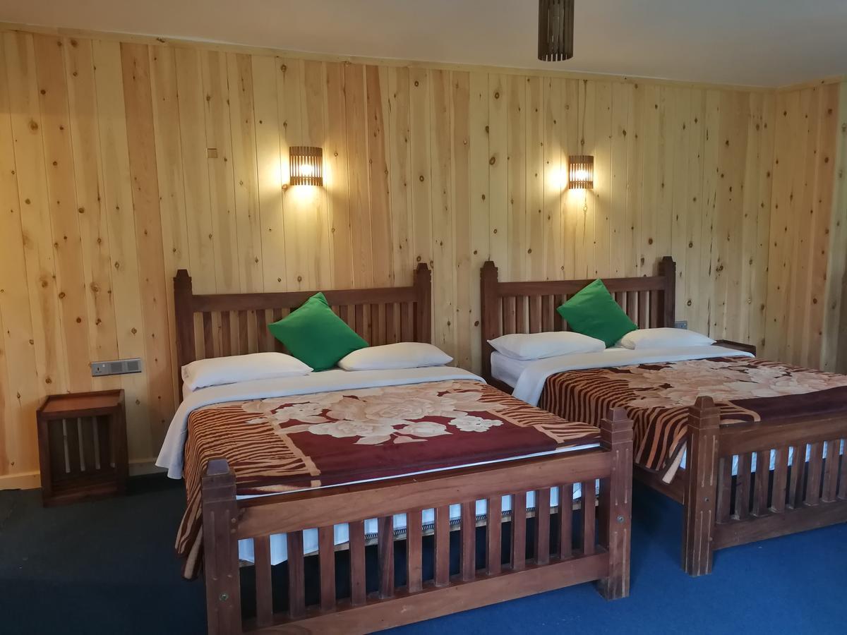 New Tour Inn نوفارا إيلِيا المظهر الخارجي الصورة