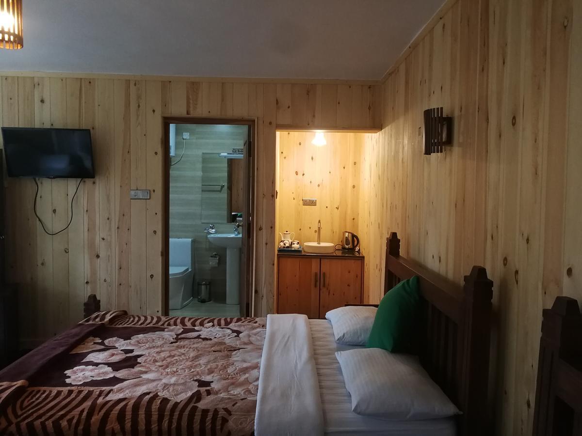 New Tour Inn نوفارا إيلِيا المظهر الخارجي الصورة